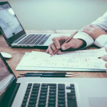 5fnmwej4taa-helloquence